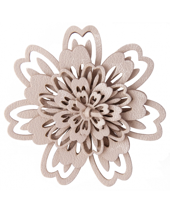 Brooch Daisy B82