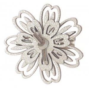 Brooch Daisy B362