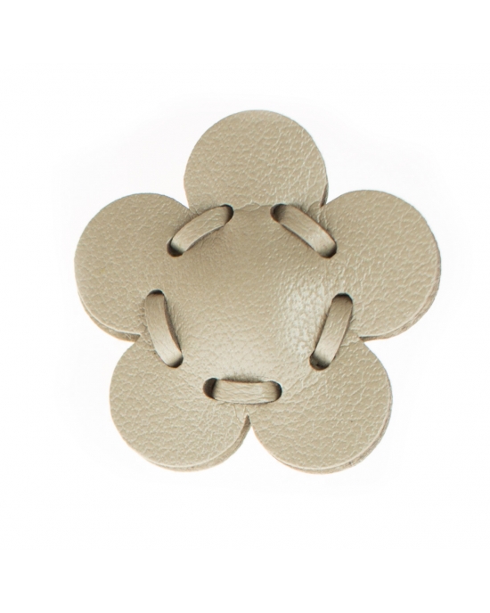 Pin Brooch Flower B115
