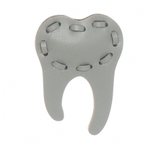 Pin brooch Teeth B147