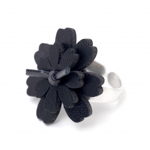Ring Full Daisy R6