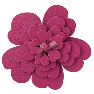 Brooch Chanel B70