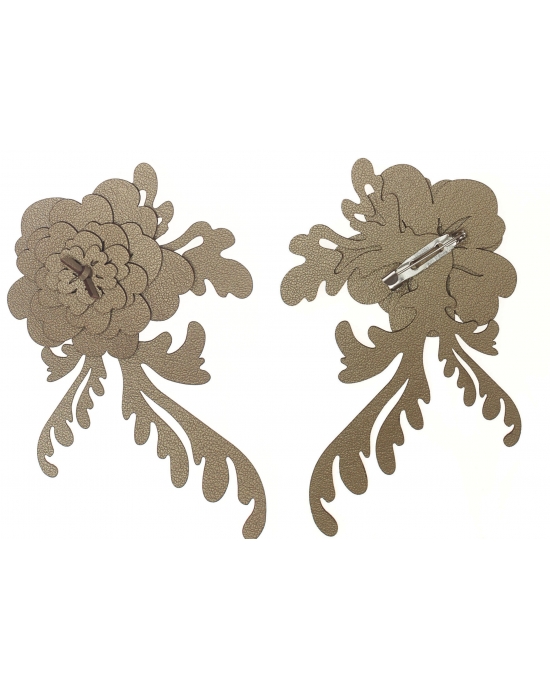 Brooch Chanel B325