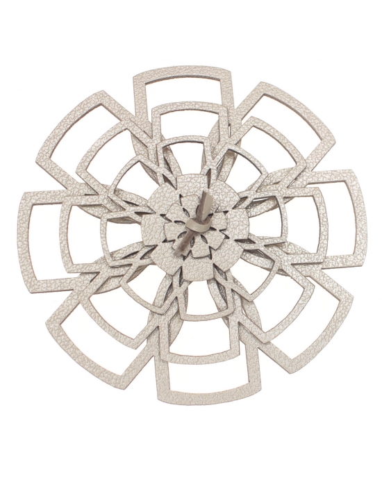 Brooch LV B368