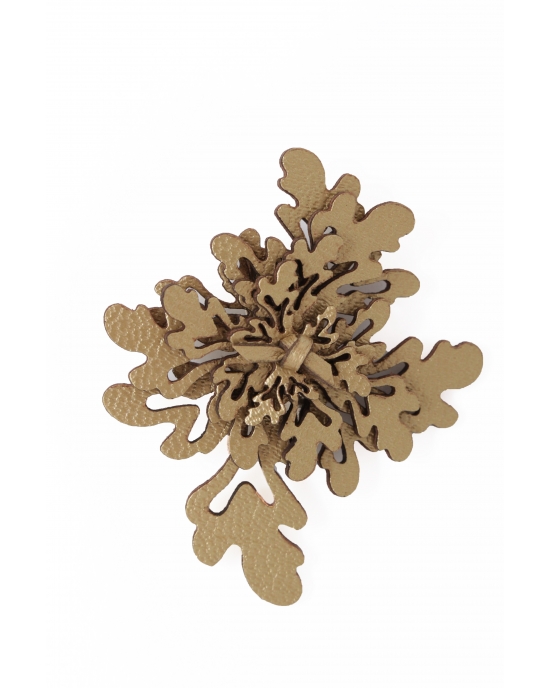 Brooch Leaves B335